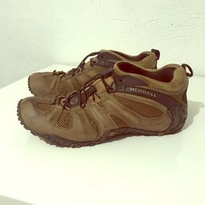 Men’s Merrell hiking shoes